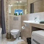 Lejlighed Regina, Boutique 1-bedroom By The Market Square Kraków