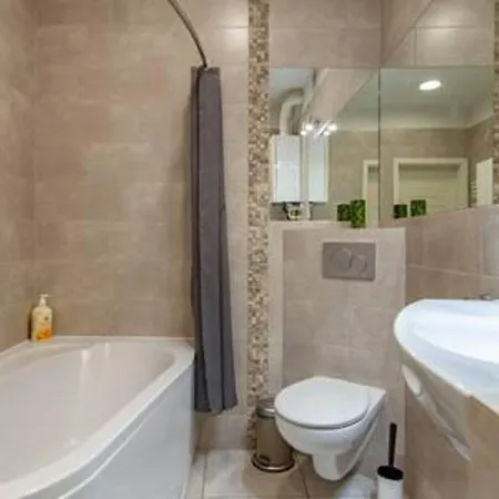 Regina, Boutique 1-bedroom By The Market Square アパート *