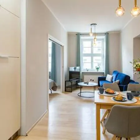 アパート Regina, Boutique 1-bedroom By The Market Square *